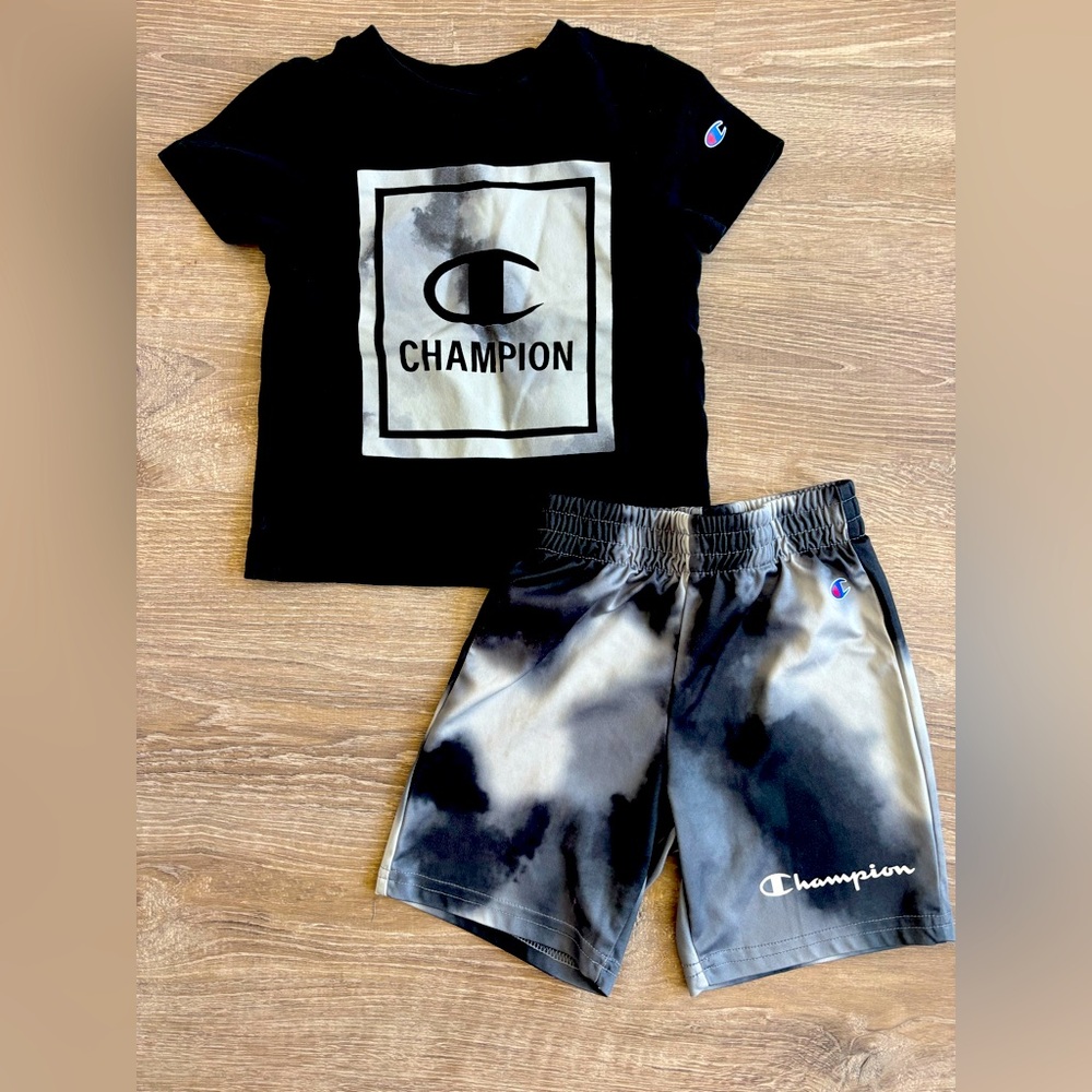 Matching champion T-shirt and shorts set